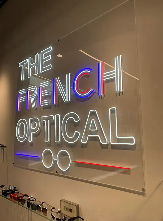 Néon pour The French Optical, réalisé par Atelier Gambetta